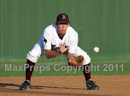 Thumbnail 2 in Stony Point vs. Austin (Texas 5A Region II Bidistrict) photogallery.