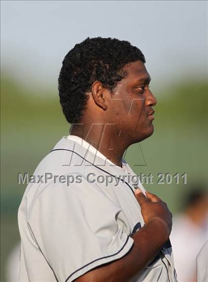 Thumbnail 1 in Stony Point vs. Austin (Texas 5A Region II Bidistrict) photogallery.