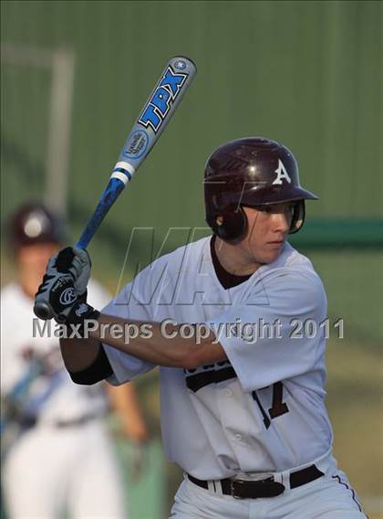 Thumbnail 3 in Stony Point vs. Austin (Texas 5A Region II Bidistrict) photogallery.