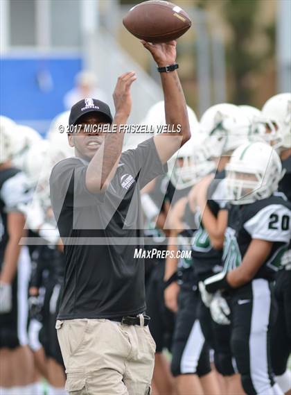 Thumbnail 2 in Coronado vs Imperial SDFNL (Kickoff Classic) photogallery.