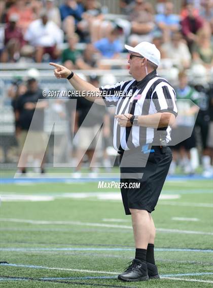 Thumbnail 3 in Coronado vs Imperial SDFNL (Kickoff Classic) photogallery.