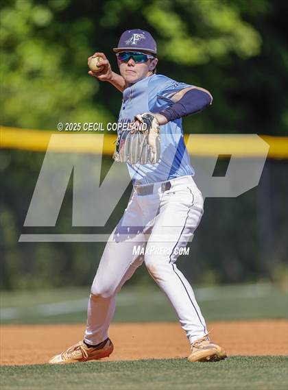 Thumbnail 3 in Lassiter @ Pope photogallery.