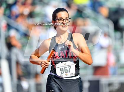 Thumbnail 2 in Guy Thomas Memorial (4 x 800 Relay) photogallery.