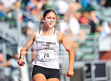 Thumbnail 2 in Guy Thomas Memorial (4 x 800 Relay) photogallery.