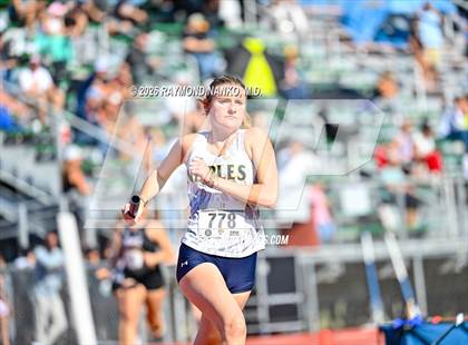 Thumbnail 1 in Guy Thomas Memorial (4 x 800 Relay) photogallery.