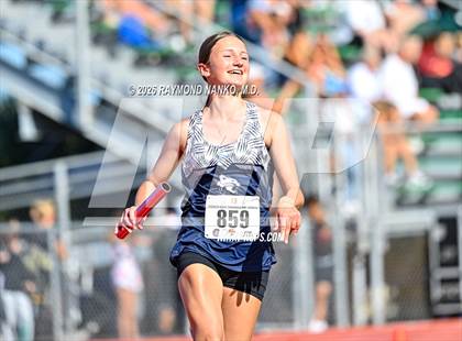 Thumbnail 1 in Guy Thomas Memorial (4 x 800 Relay) photogallery.