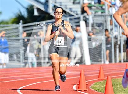 Thumbnail 3 in Guy Thomas Memorial (4 x 800 Relay) photogallery.