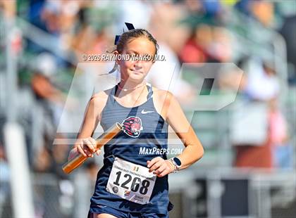 Thumbnail 2 in Guy Thomas Memorial (4 x 800 Relay) photogallery.