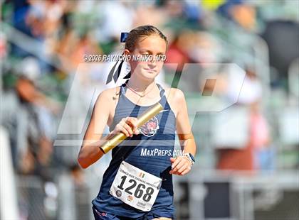Thumbnail 3 in Guy Thomas Memorial (4 x 800 Relay) photogallery.