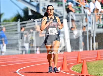Thumbnail 2 in Guy Thomas Memorial (4 x 800 Relay) photogallery.