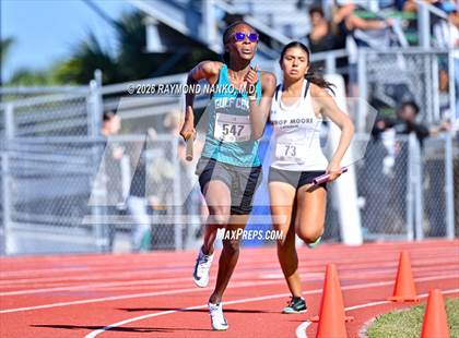 Thumbnail 1 in Guy Thomas Memorial (4 x 800 Relay) photogallery.