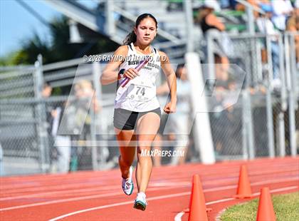Thumbnail 3 in Guy Thomas Memorial (4 x 800 Relay) photogallery.