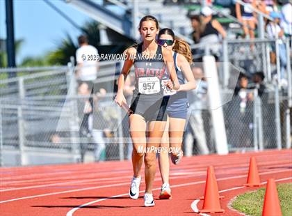 Thumbnail 1 in Guy Thomas Memorial (4 x 800 Relay) photogallery.