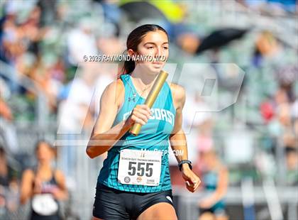Thumbnail 1 in Guy Thomas Memorial (4 x 800 Relay) photogallery.