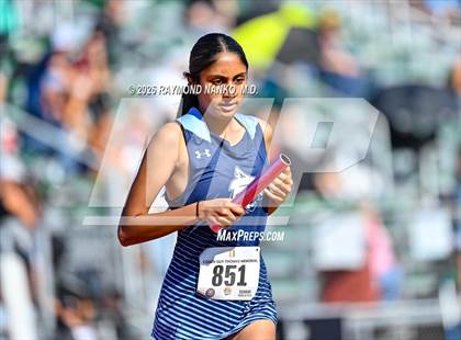 Thumbnail 3 in Guy Thomas Memorial (4 x 800 Relay) photogallery.