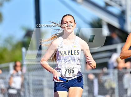 Thumbnail 1 in Guy Thomas Memorial (4 x 800 Relay) photogallery.