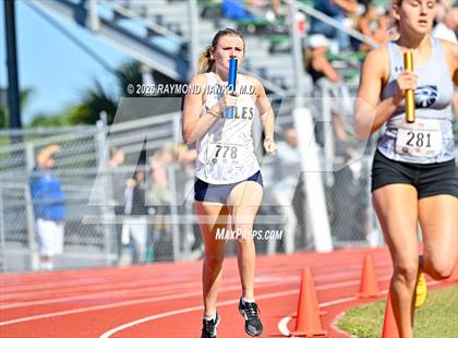 Thumbnail 1 in Guy Thomas Memorial (4 x 800 Relay) photogallery.