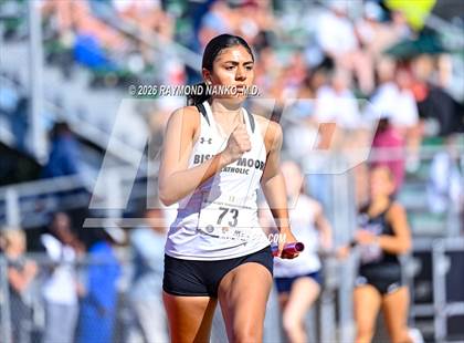 Thumbnail 3 in Guy Thomas Memorial (4 x 800 Relay) photogallery.