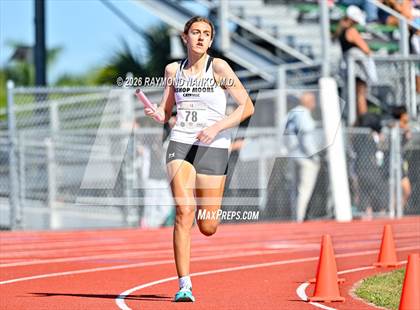 Thumbnail 3 in Guy Thomas Memorial (4 x 800 Relay) photogallery.