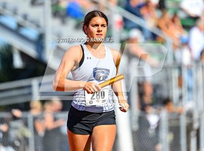 Thumbnail 1 in Guy Thomas Memorial (4 x 800 Relay) photogallery.