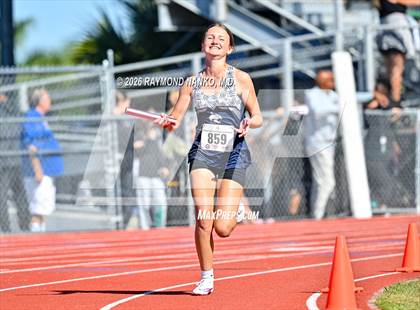 Thumbnail 2 in Guy Thomas Memorial (4 x 800 Relay) photogallery.