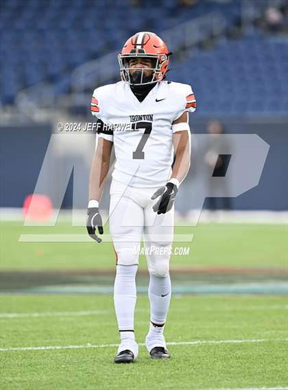 Thumbnail 3 in Ironton vs. Liberty Center (OHSAA Division 5 Final) photogallery.
