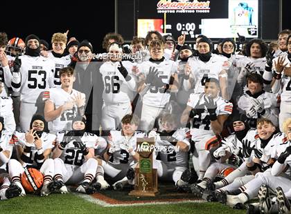 Thumbnail 1 in Ironton vs. Liberty Center (OHSAA Division 5 Final) photogallery.
