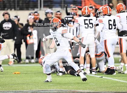 Thumbnail 2 in Ironton vs. Liberty Center (OHSAA Division 5 Final) photogallery.