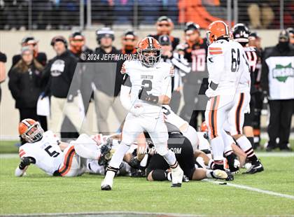 Thumbnail 2 in Ironton vs. Liberty Center (OHSAA Division 5 Final) photogallery.
