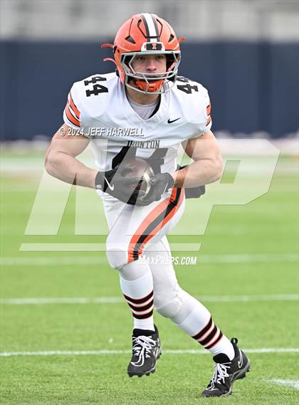 Thumbnail 2 in Ironton vs. Liberty Center (OHSAA Division 5 Final) photogallery.