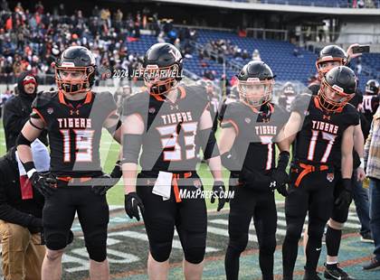 Thumbnail 2 in Ironton vs. Liberty Center (OHSAA Division 5 Final) photogallery.