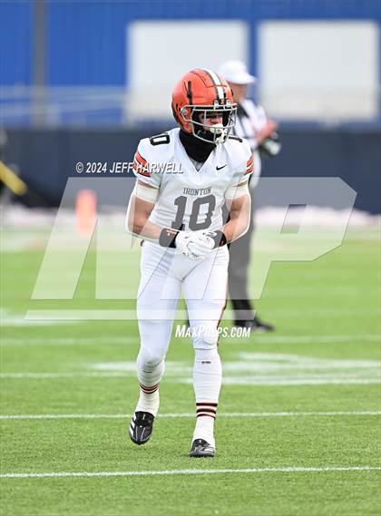 Thumbnail 3 in Ironton vs. Liberty Center (OHSAA Division 5 Final) photogallery.
