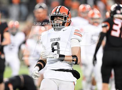 Thumbnail 1 in Ironton vs. Liberty Center (OHSAA Division 5 Final) photogallery.