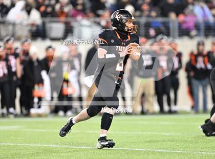 Thumbnail 1 in Ironton vs. Liberty Center (OHSAA Division 5 Final) photogallery.