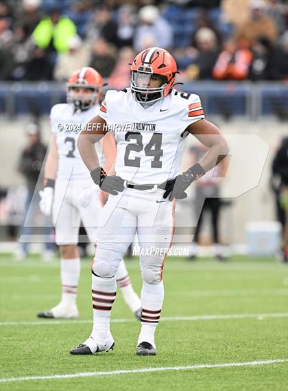 Thumbnail 3 in Ironton vs. Liberty Center (OHSAA Division 5 Final) photogallery.