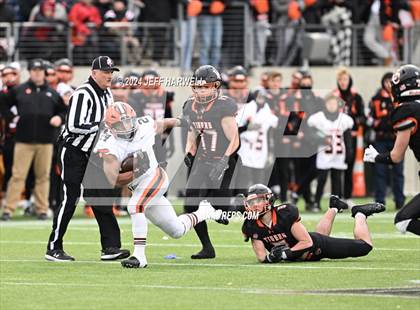 Thumbnail 1 in Ironton vs. Liberty Center (OHSAA Division 5 Final) photogallery.