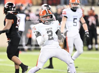 Thumbnail 3 in Ironton vs. Liberty Center (OHSAA Division 5 Final) photogallery.