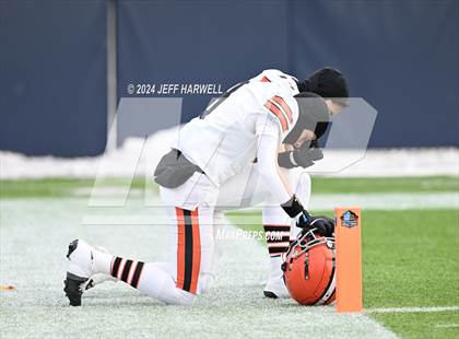 Thumbnail 1 in Ironton vs. Liberty Center (OHSAA Division 5 Final) photogallery.