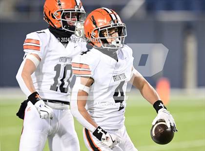 Thumbnail 1 in Ironton vs. Liberty Center (OHSAA Division 5 Final) photogallery.