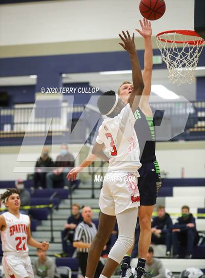 Thumbnail 1 in Timpanogos vs. Murray (CC Winter Invitational) photogallery.