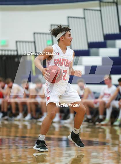 Thumbnail 3 in Timpanogos vs. Murray (CC Winter Invitational) photogallery.
