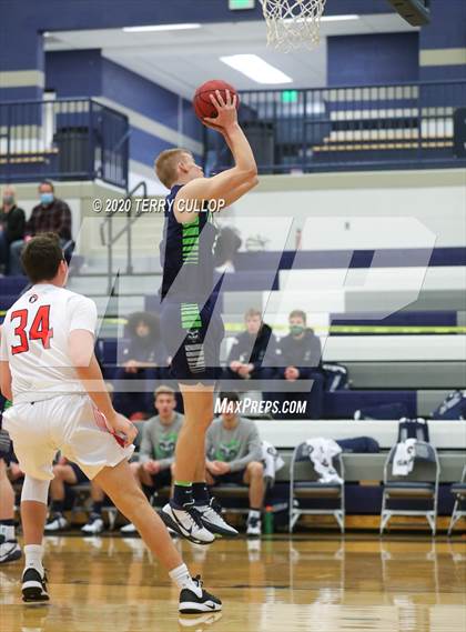 Thumbnail 2 in Timpanogos vs. Murray (CC Winter Invitational) photogallery.