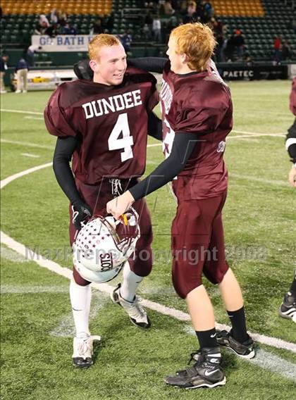 Thumbnail 1 in Avon vs. Dundee photogallery.