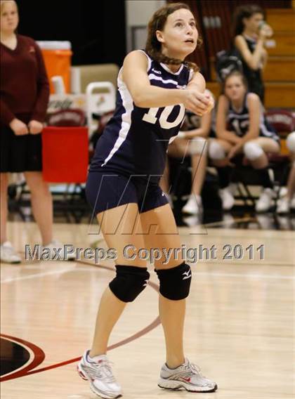 Thumbnail 3 in Oaks Christian vs Villanova Prep photogallery.