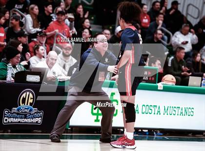 Thumbnail 1 in Hart vs La Salle (CIF SS Division 2AA Championship) photogallery.