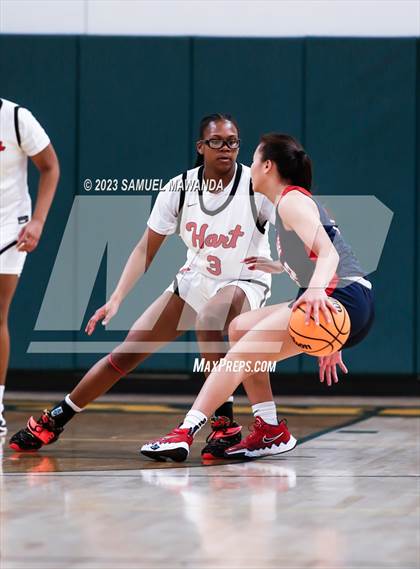 Thumbnail 3 in Hart vs La Salle (CIF SS Division 2AA Championship) photogallery.