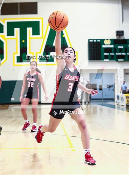Thumbnail 2 in Hart vs La Salle (CIF SS Division 2AA Championship) photogallery.