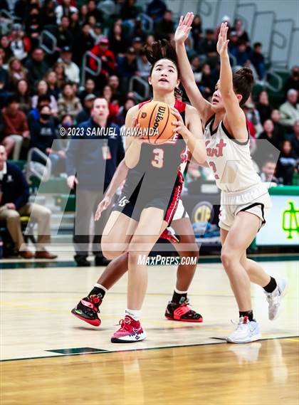 Thumbnail 2 in Hart vs La Salle (CIF SS Division 2AA Championship) photogallery.