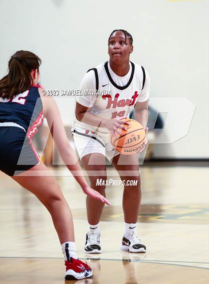Thumbnail 2 in Hart vs La Salle (CIF SS Division 2AA Championship) photogallery.