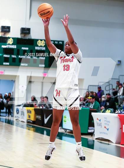Thumbnail 2 in Hart vs La Salle (CIF SS Division 2AA Championship) photogallery.